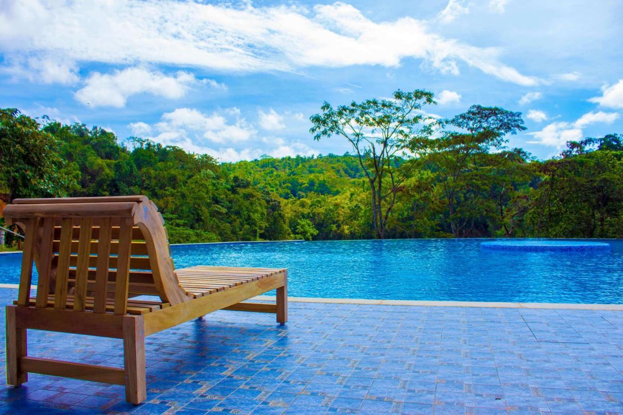 Mookanana Jungle Resort And Spa ฮาสซัน ภายนอก รูปภาพ