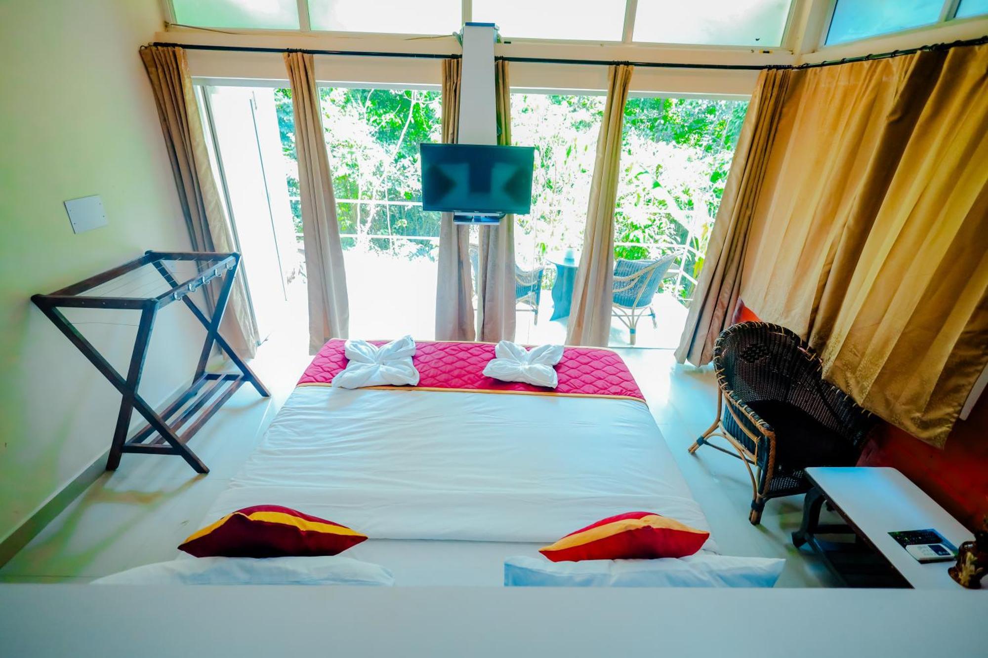 Mookanana Jungle Resort And Spa ฮาสซัน ภายนอก รูปภาพ
